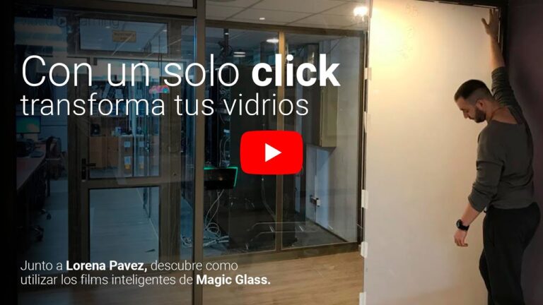 Transparencia total: cortinas de cristal
